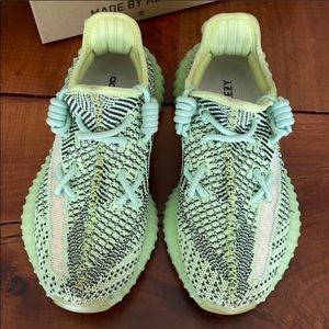 Yeezy Boost 350 yeezreel size 5 men